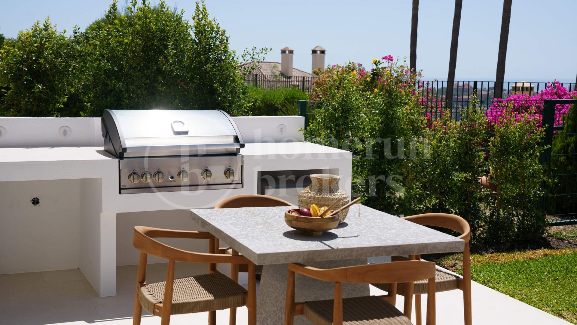 La Quinta Hills 47 - Luxury Holiday Apartment with Rooftop Plunge Pool in La Quinta, Marbella
