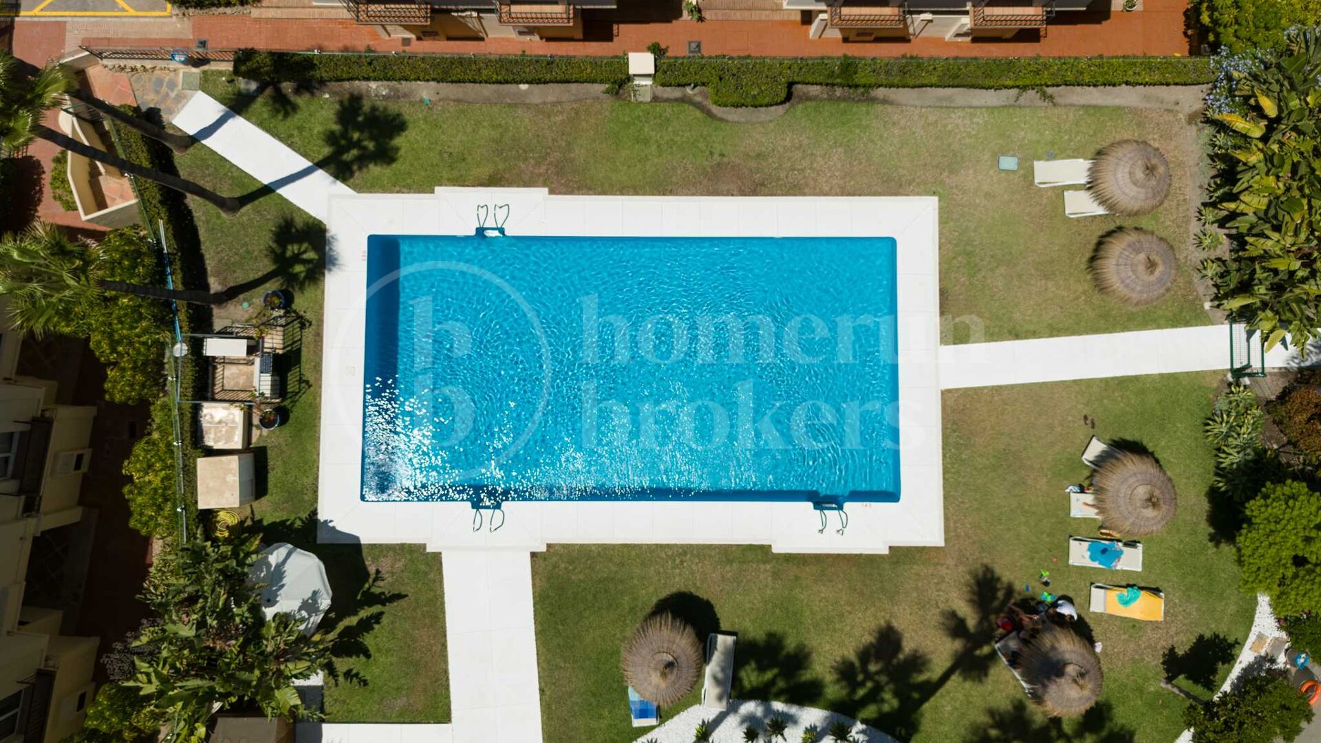 La Quinta Hills 47 - Luxury Holiday Apartment with Rooftop Plunge Pool in La Quinta, Marbella