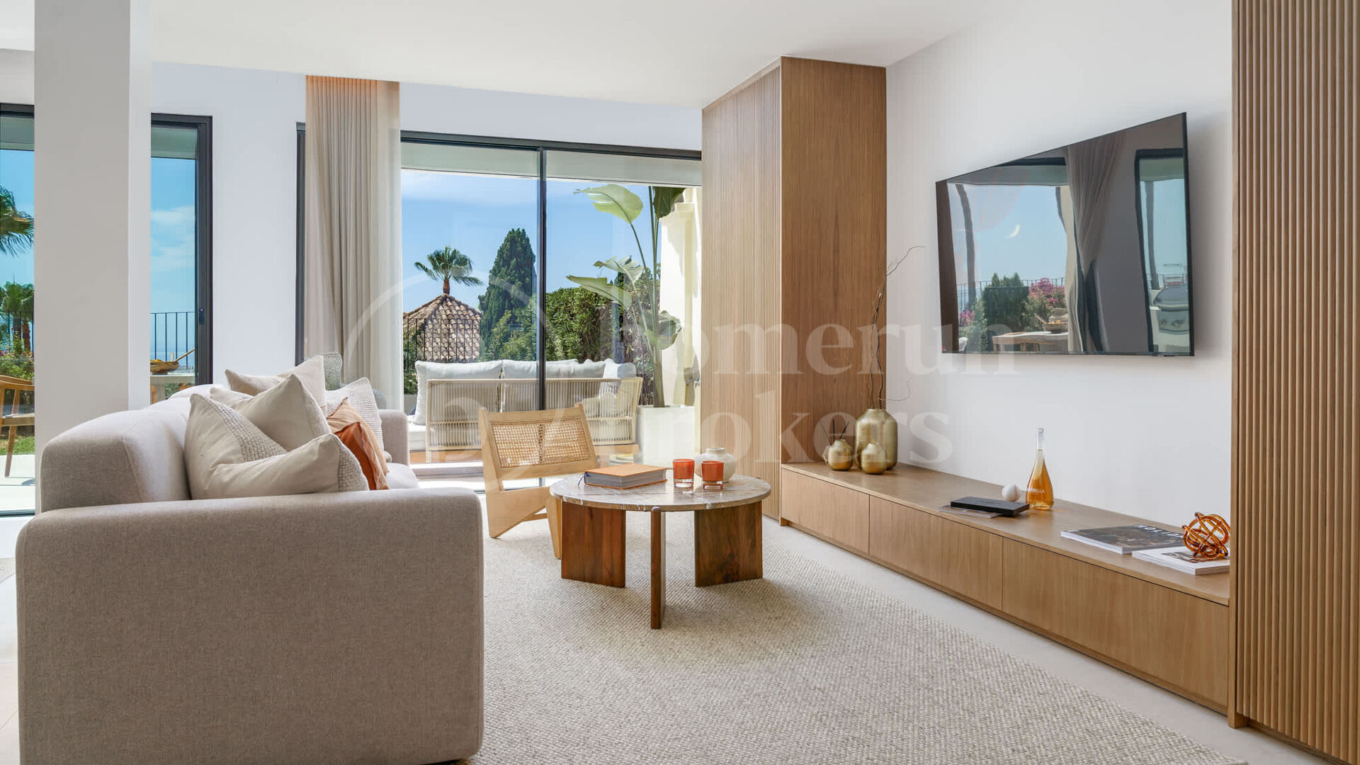La Quinta Hills 47 - Luxury Holiday Apartment with Rooftop Plunge Pool in La Quinta, Marbella