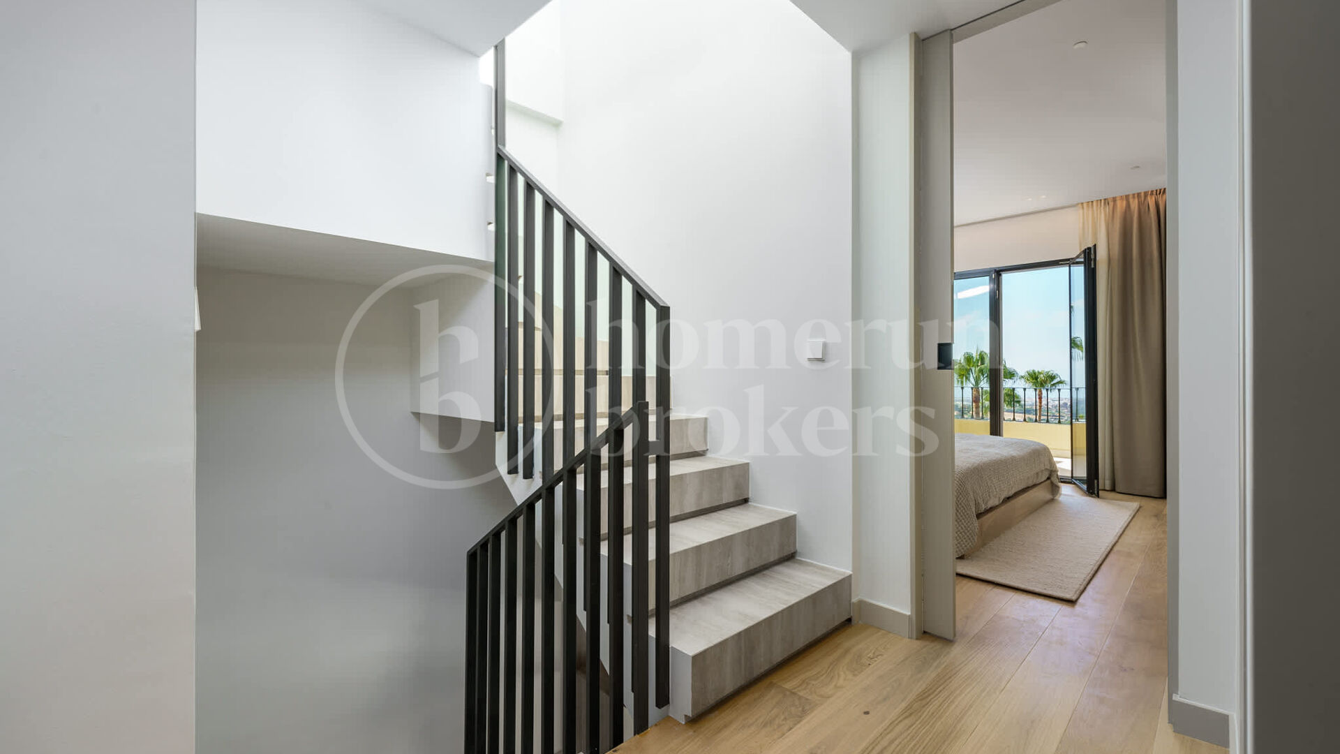 La Quinta Hills 47 - Luxury Holiday Apartment with Rooftop Plunge Pool in La Quinta, Marbella