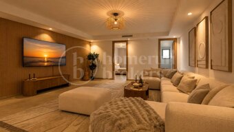 Modern Frontline Golf Villa with Rooftop Terrace in El Paraíso