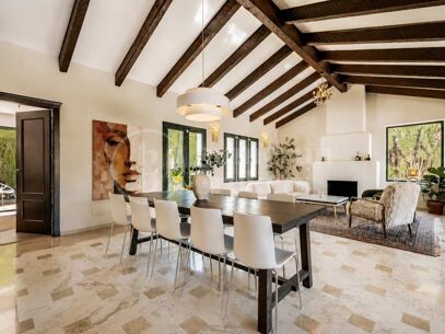 Villa Dos Hermanas - Spacious Mediterranean Villa in El Campanario