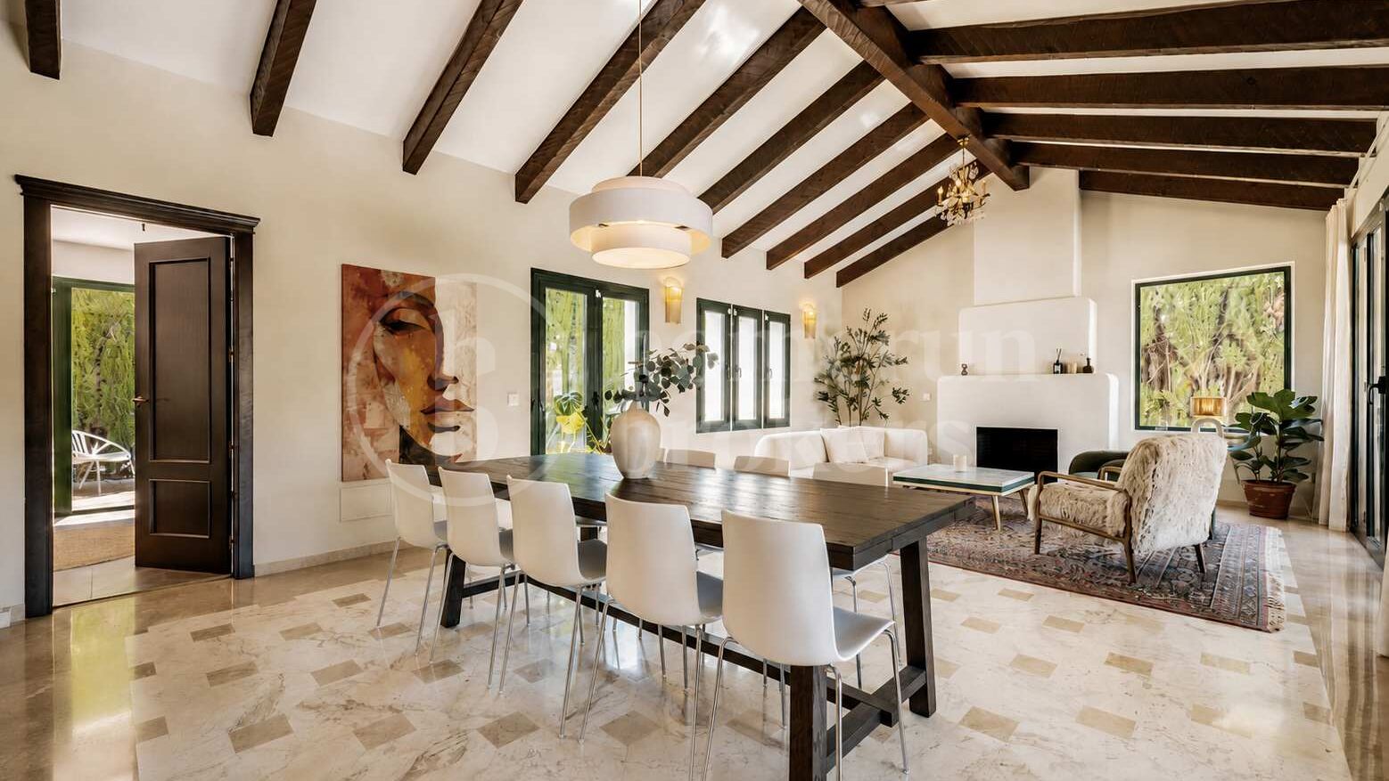 Villa Dos Hermanas - Spacious Mediterranean Villa in El Campanario