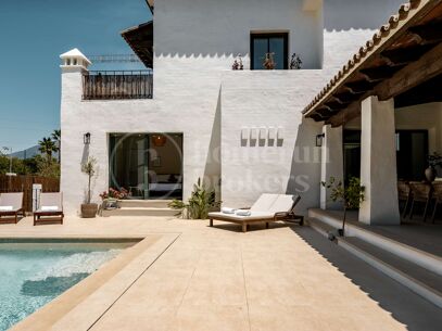 Villa Dos Hermanas - Spacious Mediterranean Villa in El Campanario