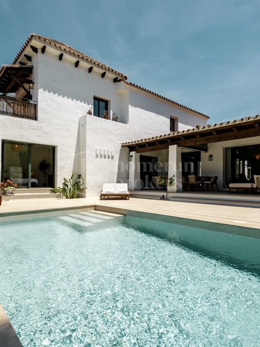 Villa Dos Hermanas - Spacious Mediterranean Villa in El Campanario