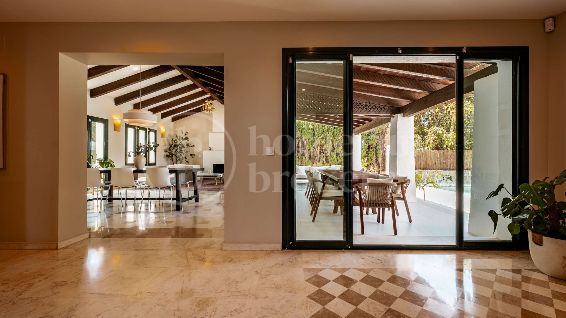 Villa Dos Hermanas - Spacious Mediterranean Villa in El Campanario