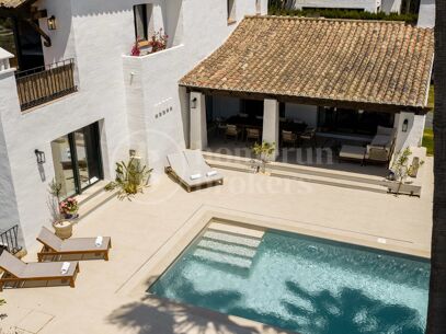 Villa Dos Hermanas - Spacious Mediterranean Villa in El Campanario