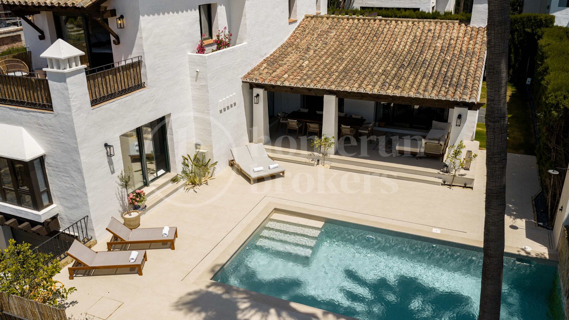 Villa Dos Hermanas - Spacious Mediterranean Villa in El Campanario
