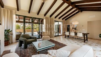 Villa Dos Hermanas - Spacious Mediterranean Villa in El Campanario