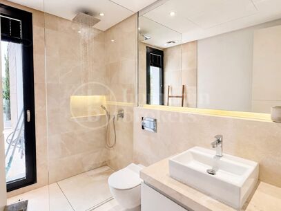 Villa Puente Romano - Contemporary Luxury Villa in Altos de Puente Romano