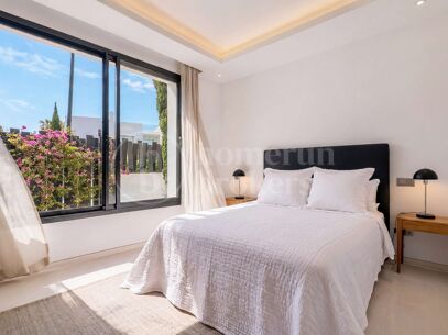 Villa Puente Romano - Contemporary Luxury Villa in Altos de Puente Romano