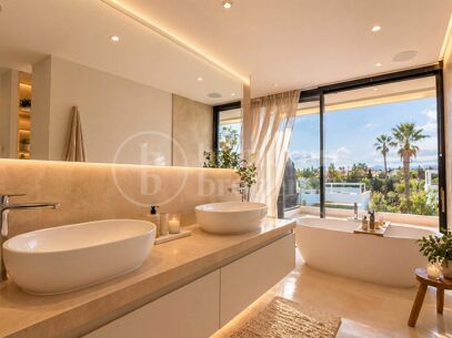 Villa Puente Romano - Contemporary Luxury Villa in Altos de Puente Romano
