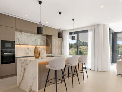 Villa Aurea - Nyckelfärdig modern villa i Estepona Golf