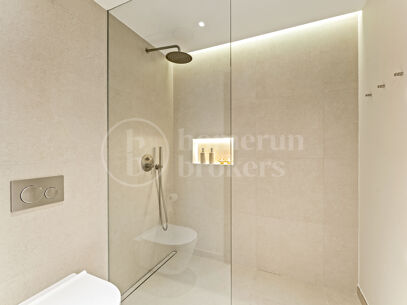 Casa Destiny - Renovated Apartment with Sea Views on the Golden Mile