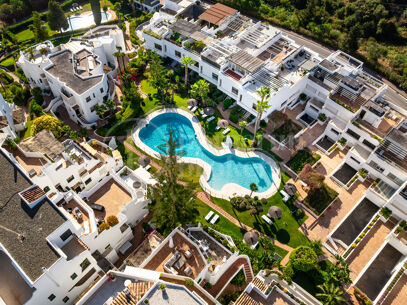 Casa Destiny - Renovated Apartment with Sea Views on the Golden Mile