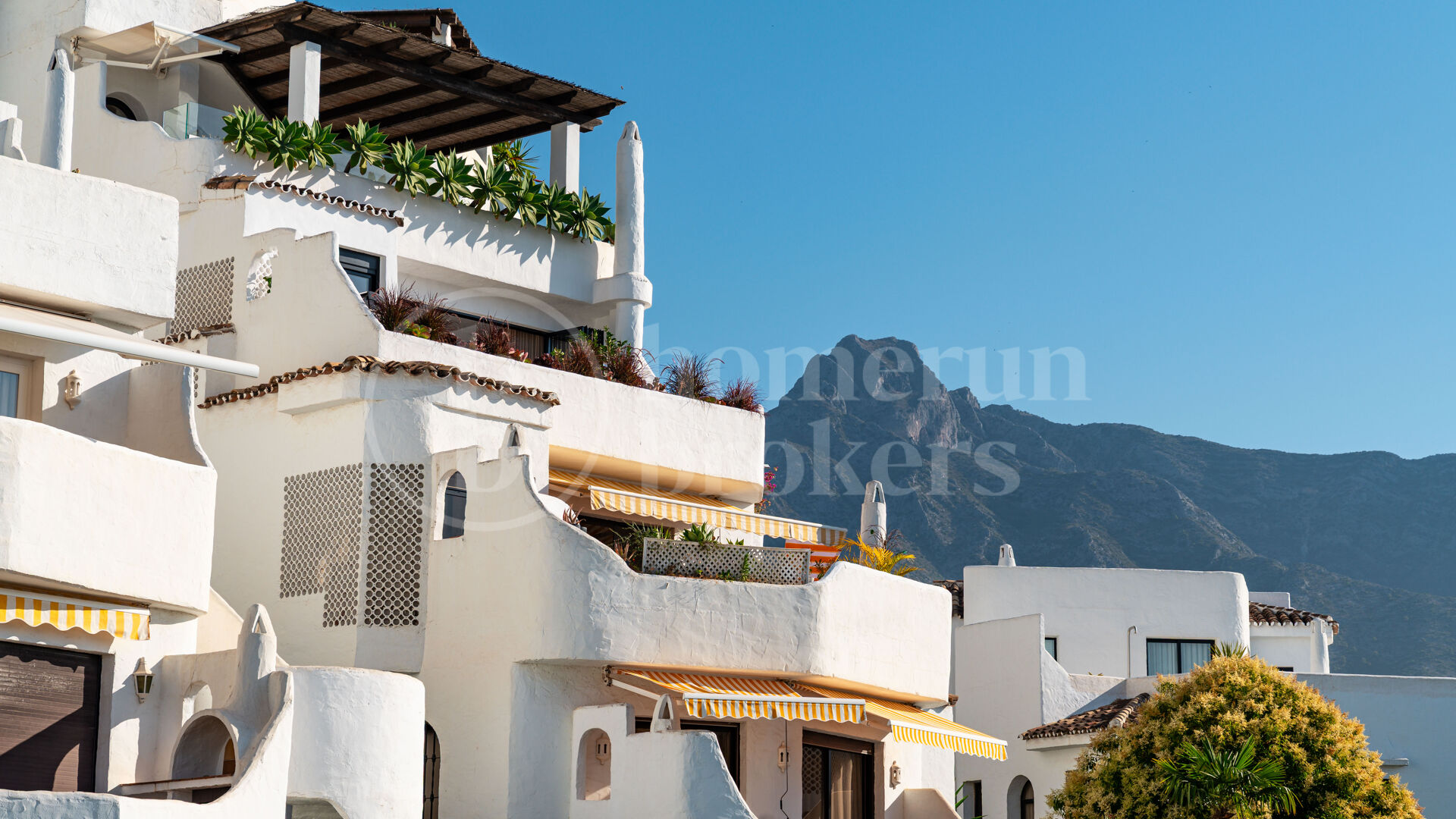 Casa Destiny - Renovated Apartment with Sea Views on the Golden Mile