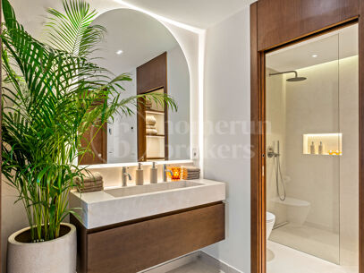Casa Destiny - Renovated Apartment with Sea Views on the Golden Mile