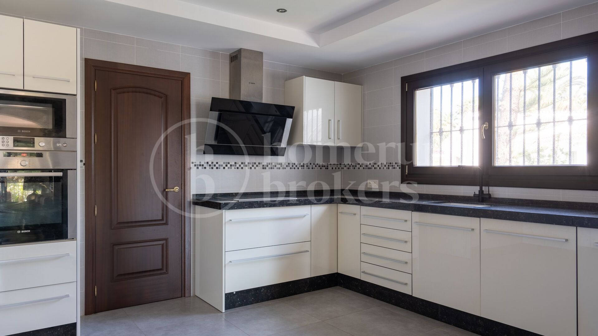Villa Ariza - Sea View Villa for Sale in El Rosario