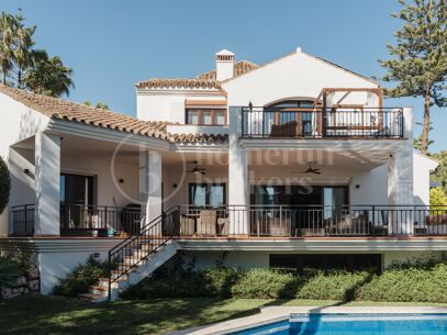 Villa Ariza - Sea View Villa for Sale in El Rosario
