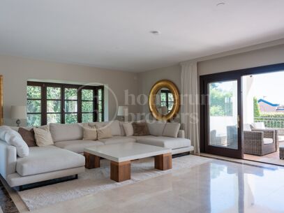 Villa Ariza - Sea View Villa for Sale in El Rosario