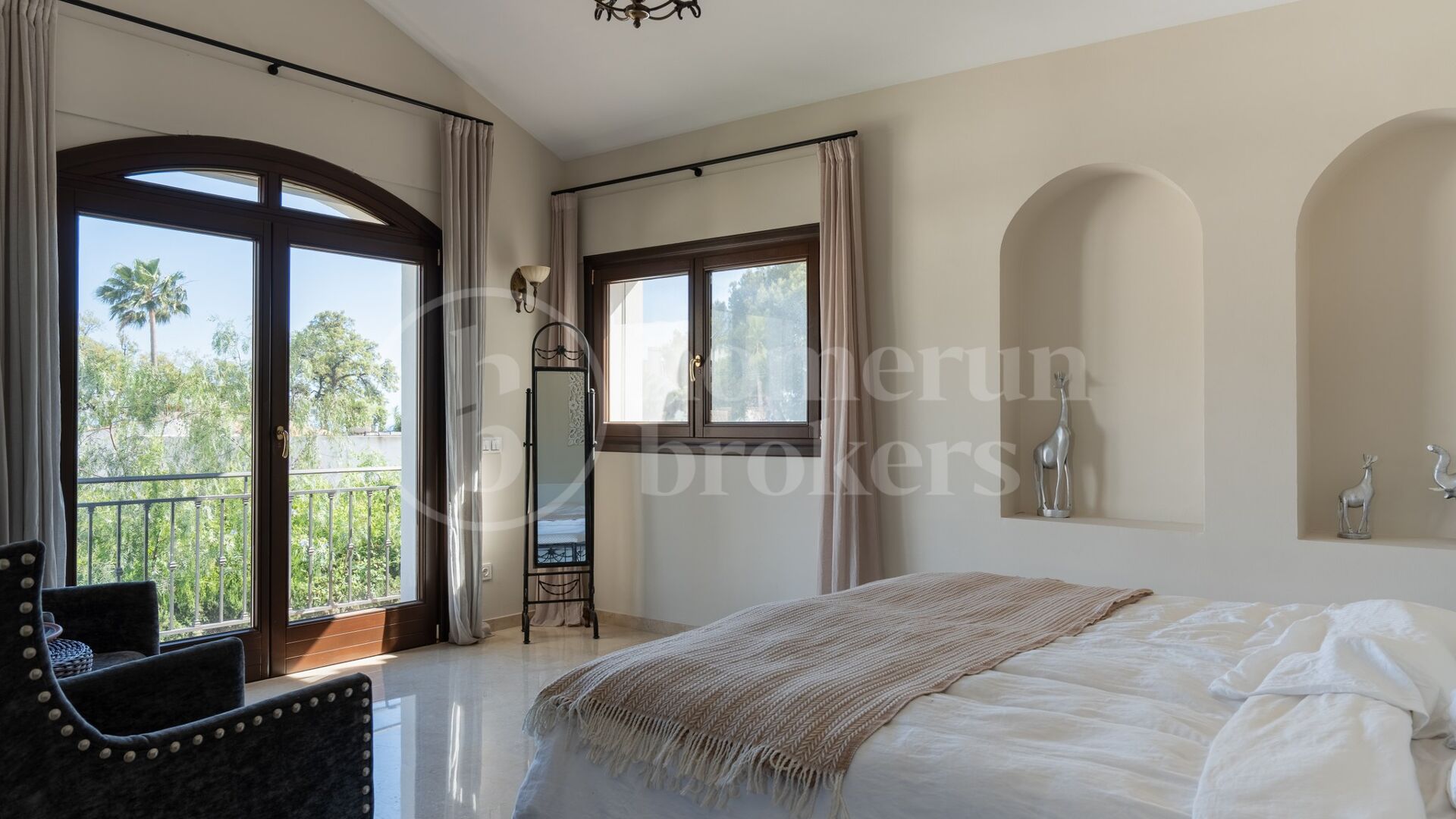 Villa Ariza - Sea View Villa for Sale in El Rosario