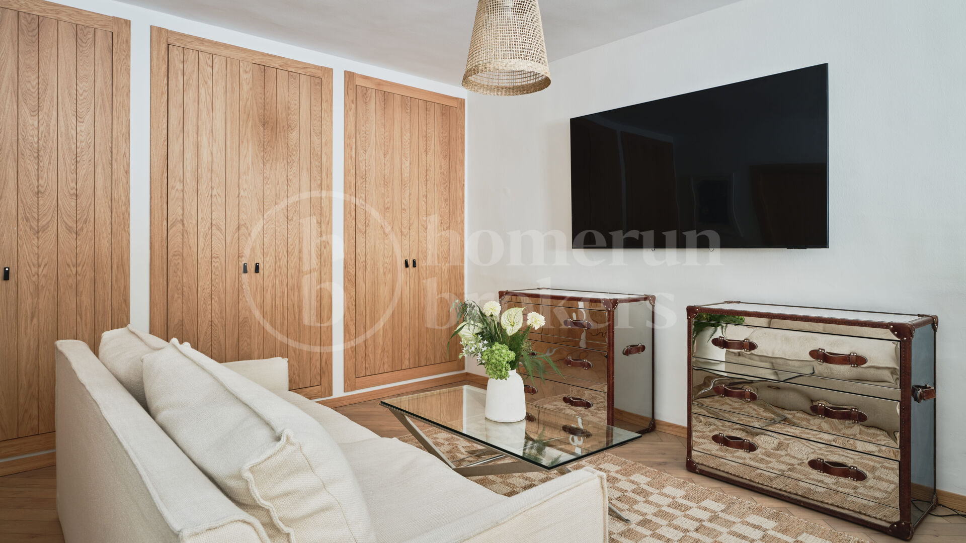 Luxury Marbella Villa with Private Pool, Padel Court & Steps from Puente Romano