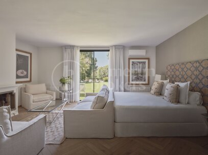 Luxury Marbella Villa with Private Pool, Padel Court & Steps from Puente Romano