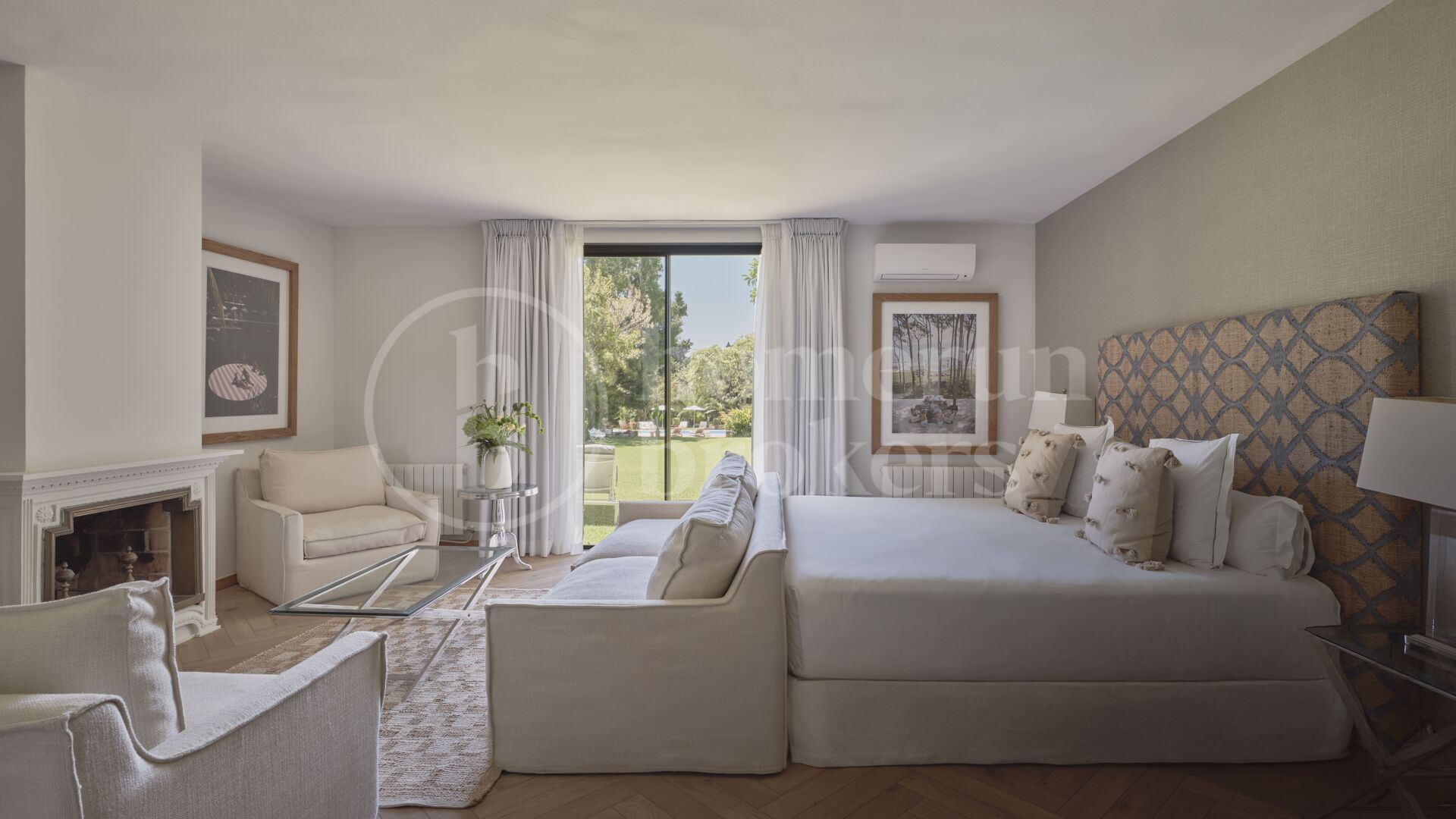 Luxury Marbella Villa with Private Pool, Padel Court & Steps from Puente Romano