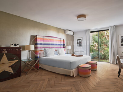Luxury Marbella Villa with Private Pool, Padel Court & Steps from Puente Romano