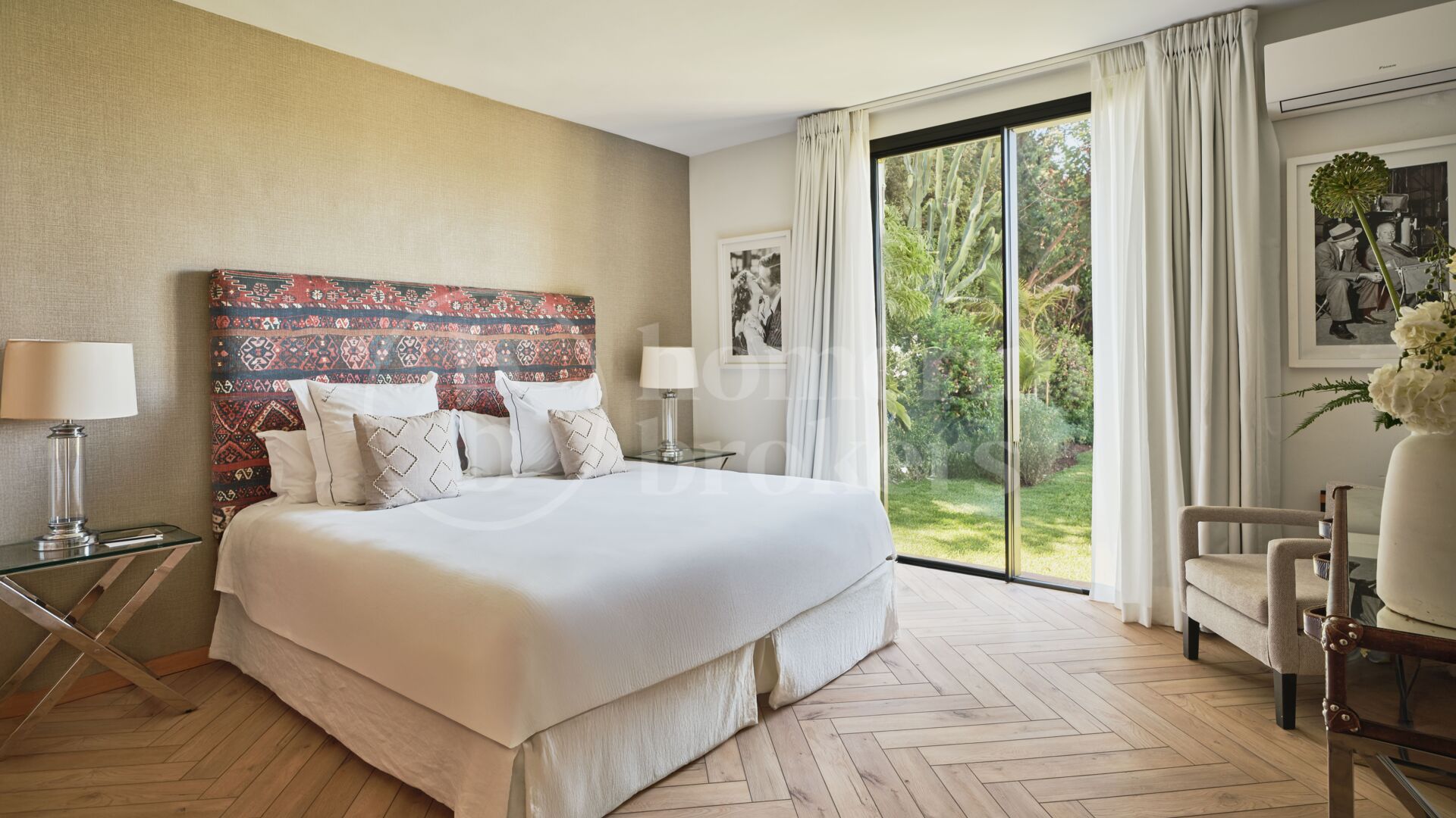 Luxury Marbella Villa with Private Pool, Padel Court & Steps from Puente Romano
