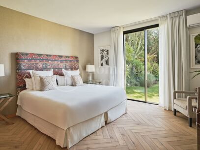 Luxury Marbella Villa with Private Pool, Padel Court & Steps from Puente Romano