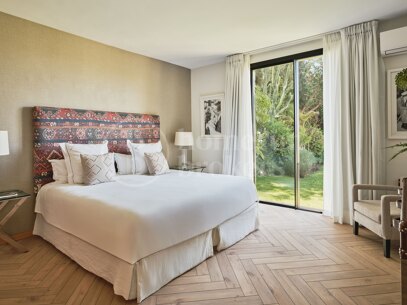 Luxury Marbella Villa with Private Pool, Padel Court & Steps from Puente Romano