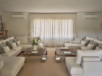 Luxury Marbella Villa with Private Pool, Padel Court & Steps from Puente Romano