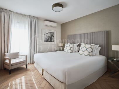 Luxury Marbella Villa with Private Pool, Padel Court & Steps from Puente Romano