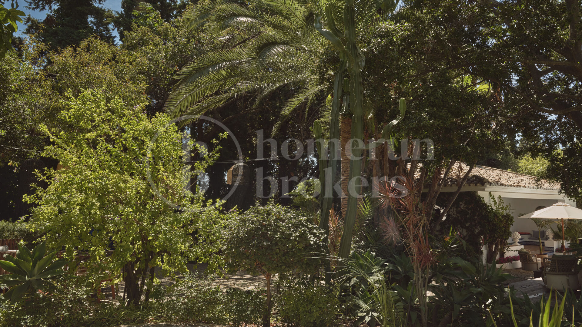 Luxury Marbella Villa with Private Pool, Padel Court & Steps from Puente Romano