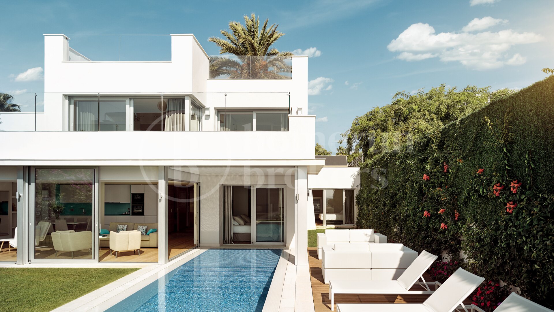 Modern Beachside 5-Bedroom Villa in Puente Romano