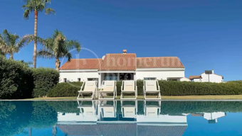 Villa del Sol - Exceptionell egendom till salu i Manilva