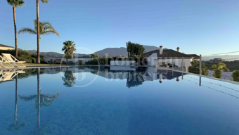 Villa del Sol - Exceptionell egendom till salu i Manilva