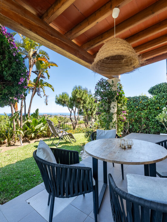 Townhouse La Quinta Hills - Private Garden & Rooftop Terrace Available for Summer Rentals