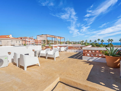 Frontline Beach Boutique Hotel för Sale Sotogrande