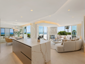 Apartment Alcazaba - Luxury Front Line Beach Ground Floor Apartment