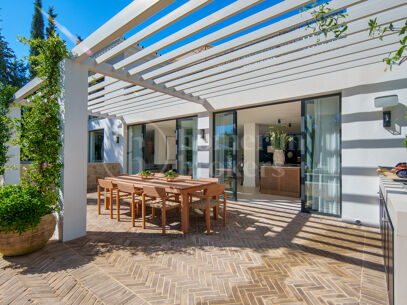 Casa Koi - Contemporary Frotnline Golf villa