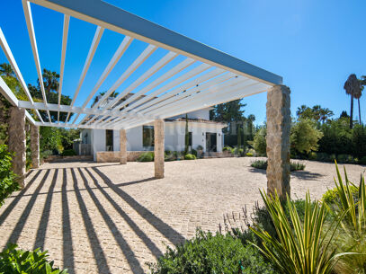Casa Koi - Contemporary Frotnline Golf villa
