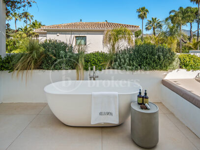 Casa Koi - Contemporary Frotnline Golf villa