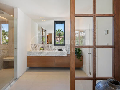 Casa Koi - Contemporary Frotnline Golf villa