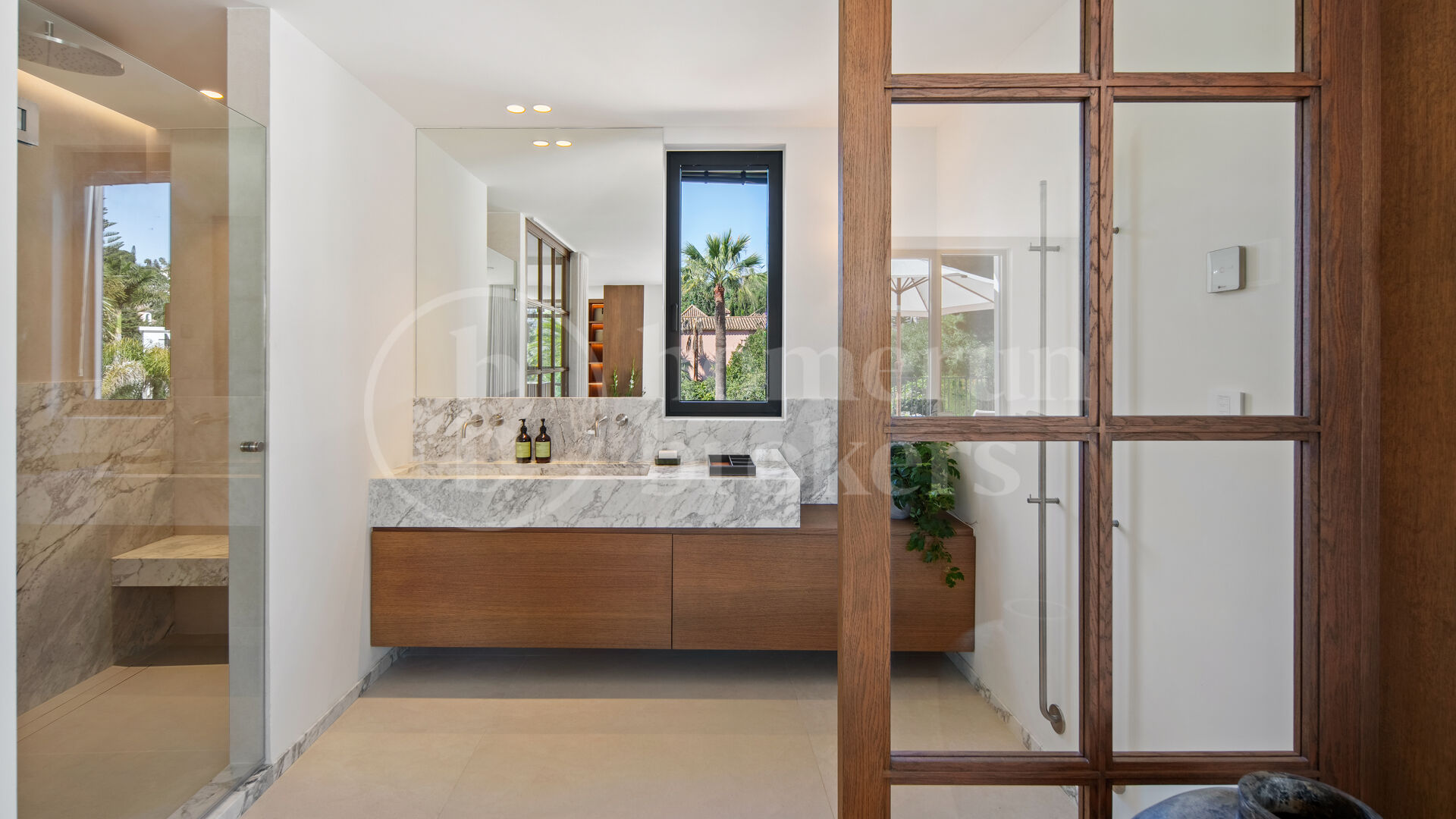 Casa Koi - Contemporary Frotnline Golf villa