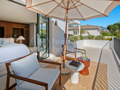 Casa Koi - Contemporary Frotnline Golf villa