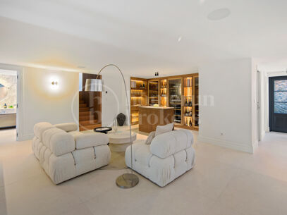 Casa Koi - Contemporary Frotnline Golf villa
