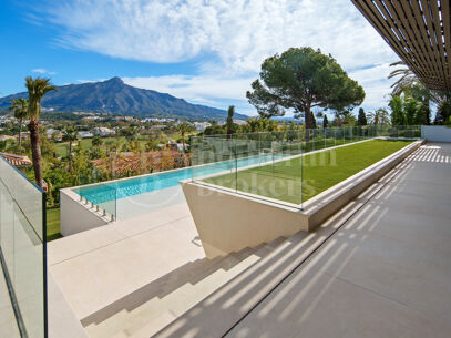 Villa Alcala - Contemporary luxury villa in Marbella Golf Valley