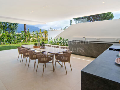 Villa Alcala - Contemporary luxury villa in Marbella Golf Valley